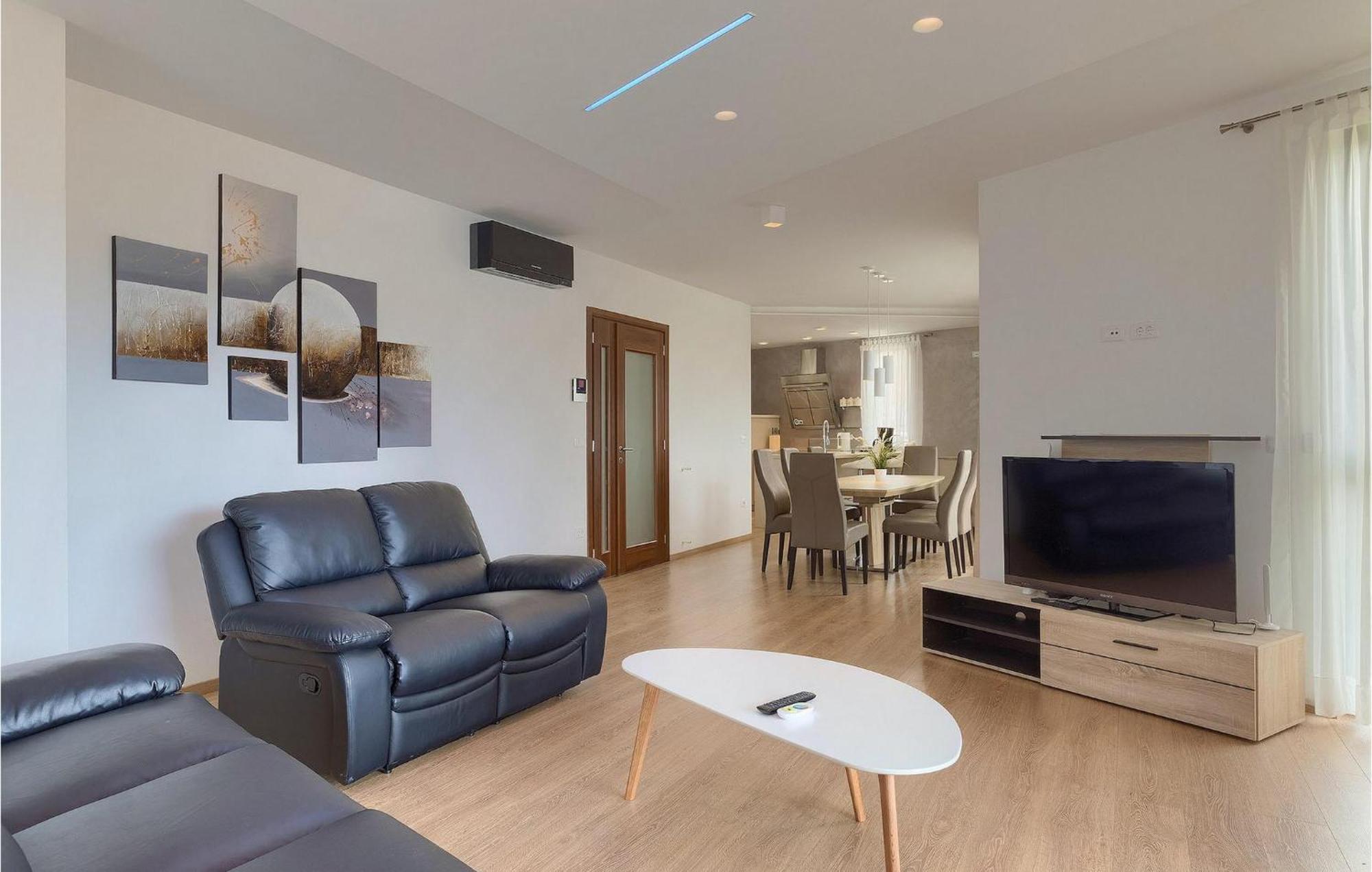 Valsabion Holiday home *